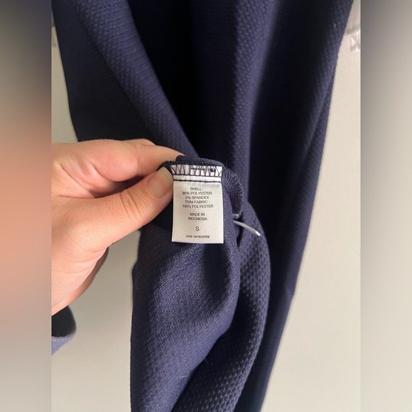 New York & Company Navy Shift Dress Pleated Sleeve Size Small Classic Work Dress - Picture 5 of 6